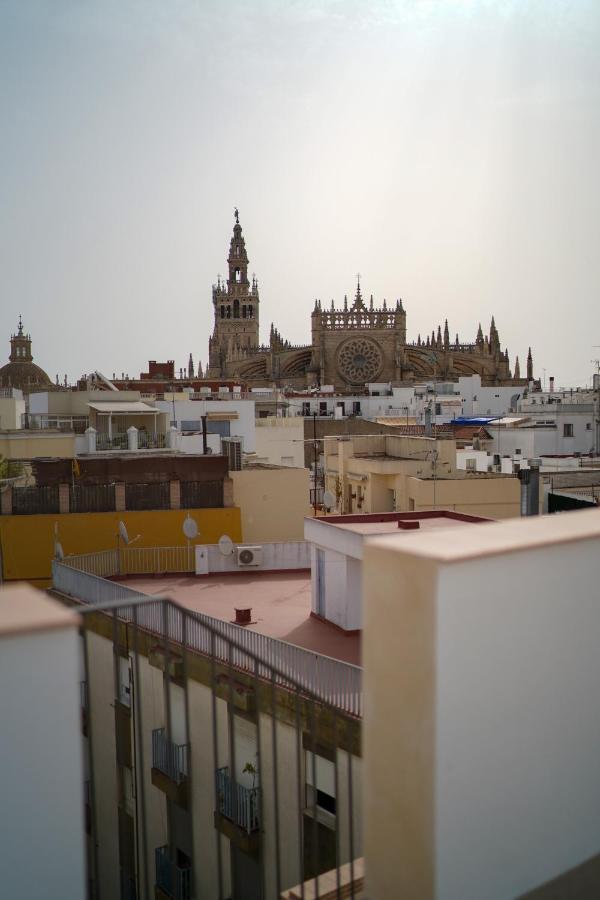 Azahar Cathedral Sevilla Esterno foto
